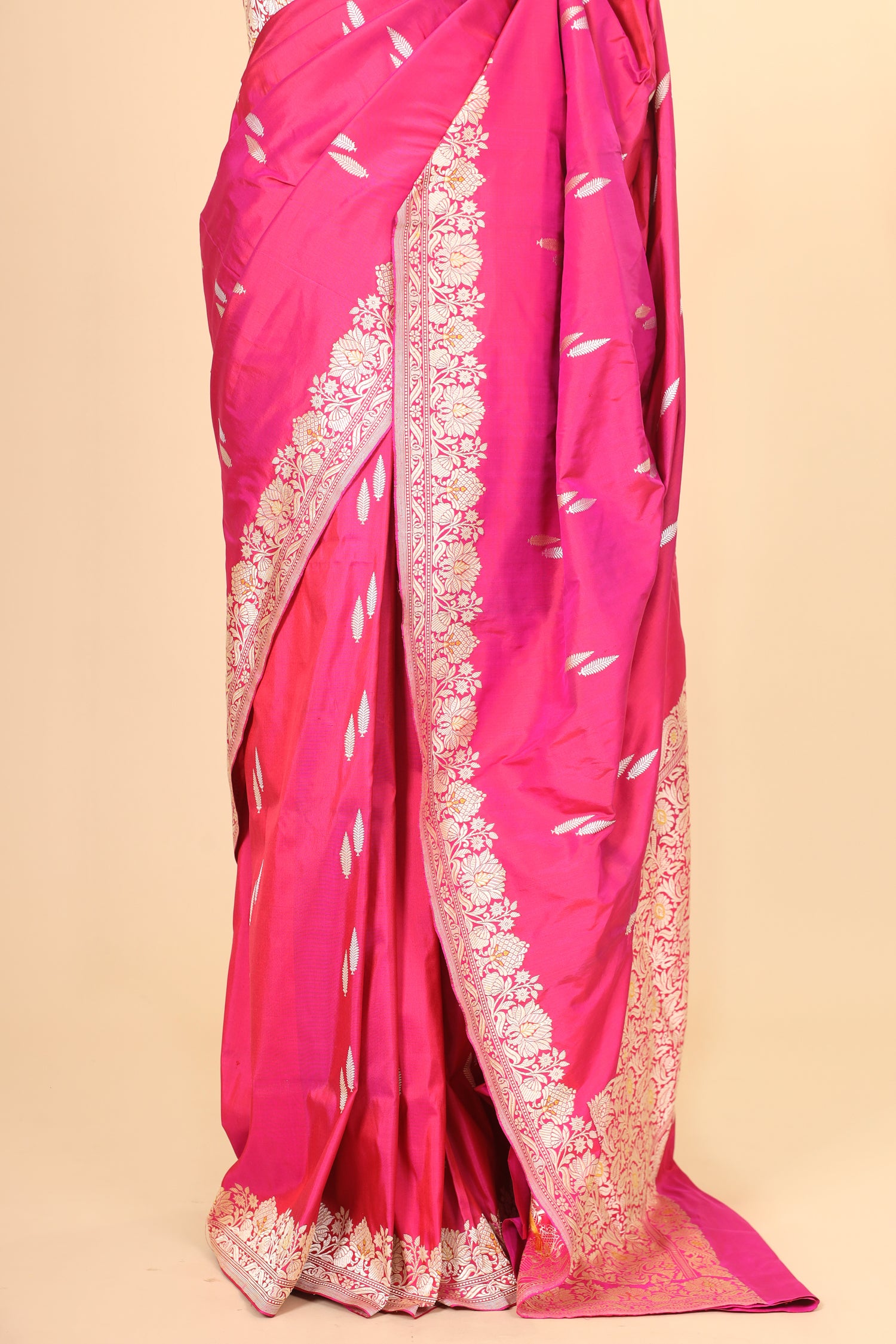 Vibrant Rani Pink Handwoven Pure Banarasi Katan Silk Saree