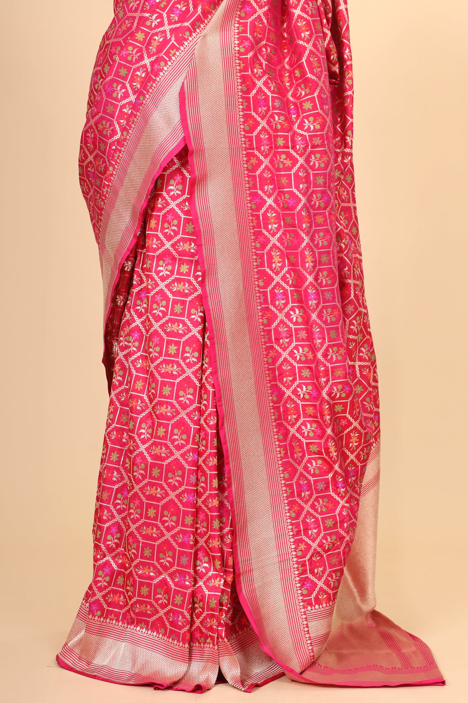 Rani Pink Handwoven Pure Banarasi Katan Silk Saree