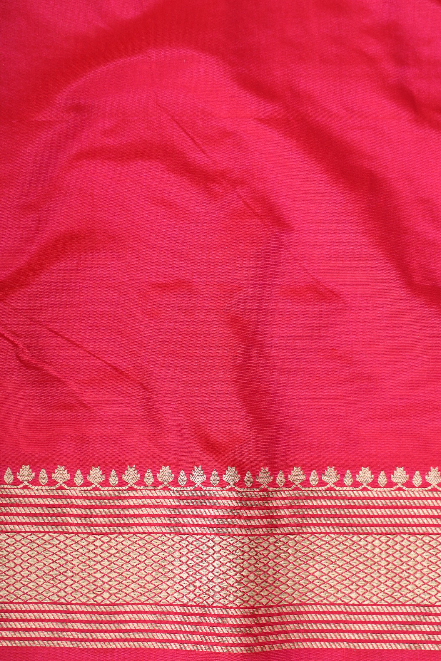 Rani Pink Handwoven Pure Banarasi Katan Silk Saree