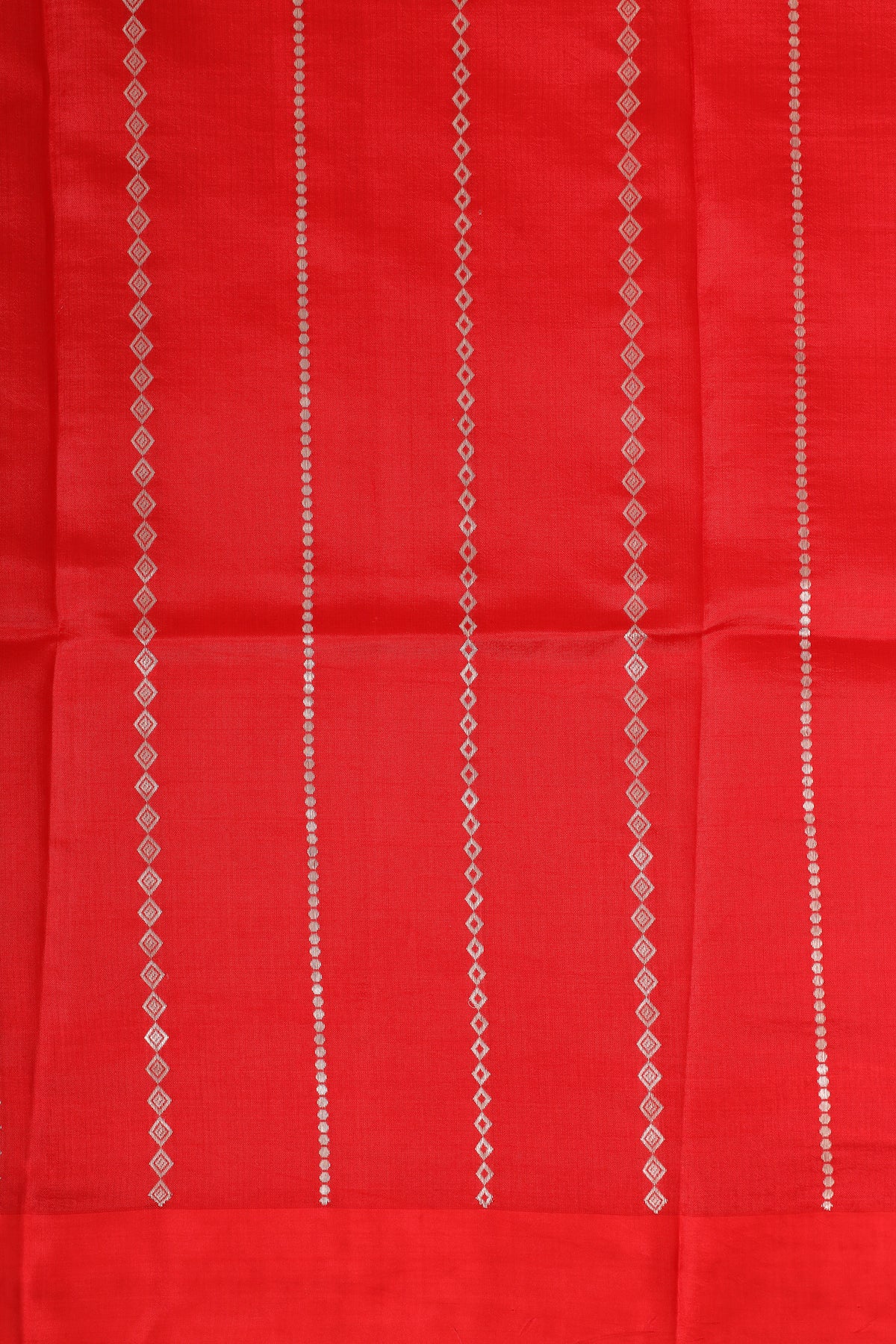 Red Handwoven Pure Banarasi Soft Silk Saree
