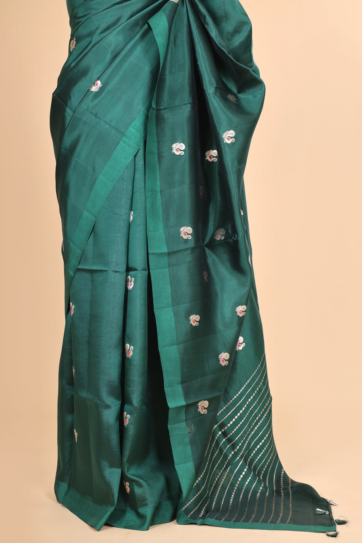 Emerald Green Handwoven Pure Banarasi Soft Silk Saree