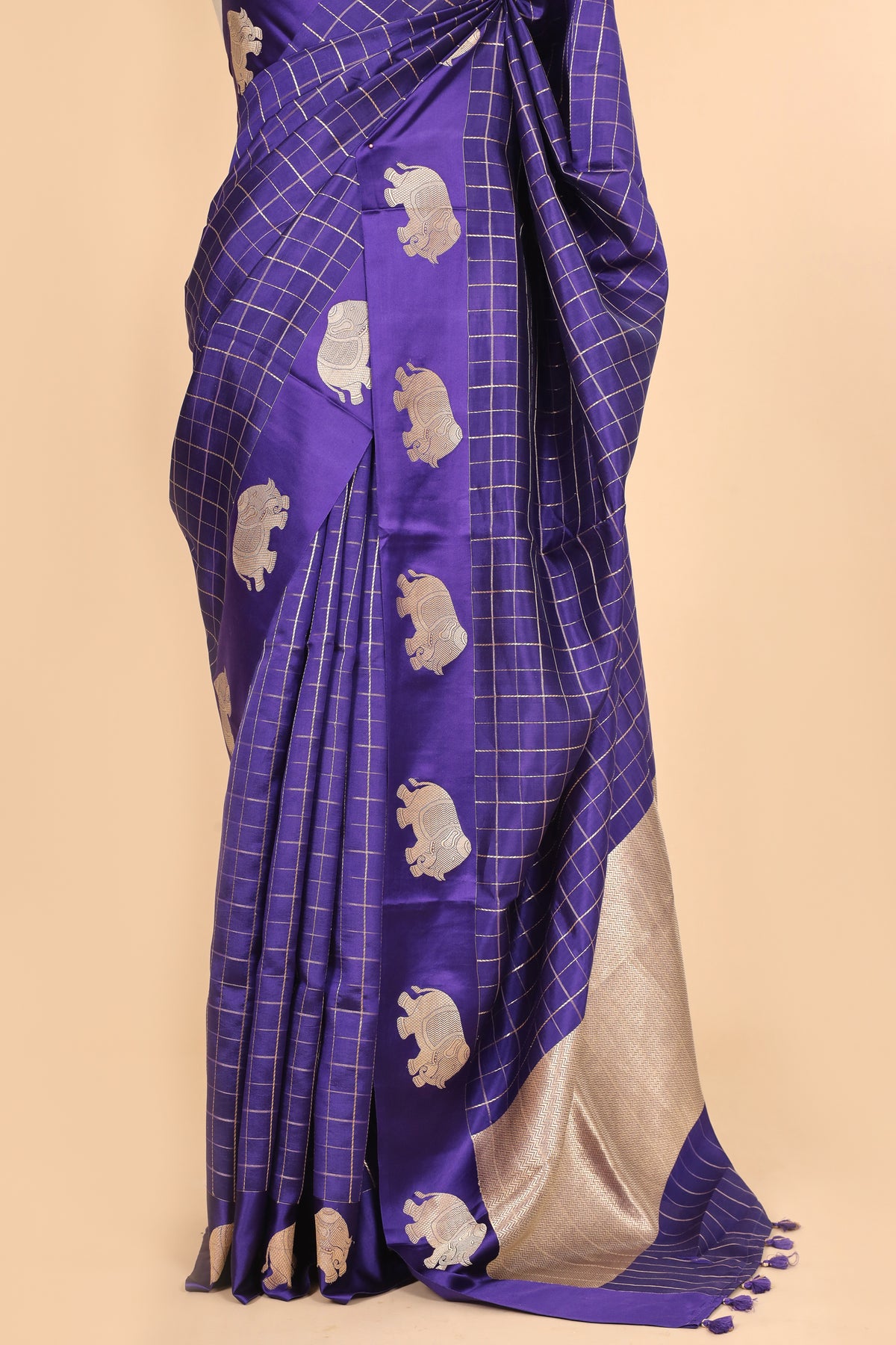 Royal Blue Pure Banrasi Soft Silk Checkered Pattern Saree