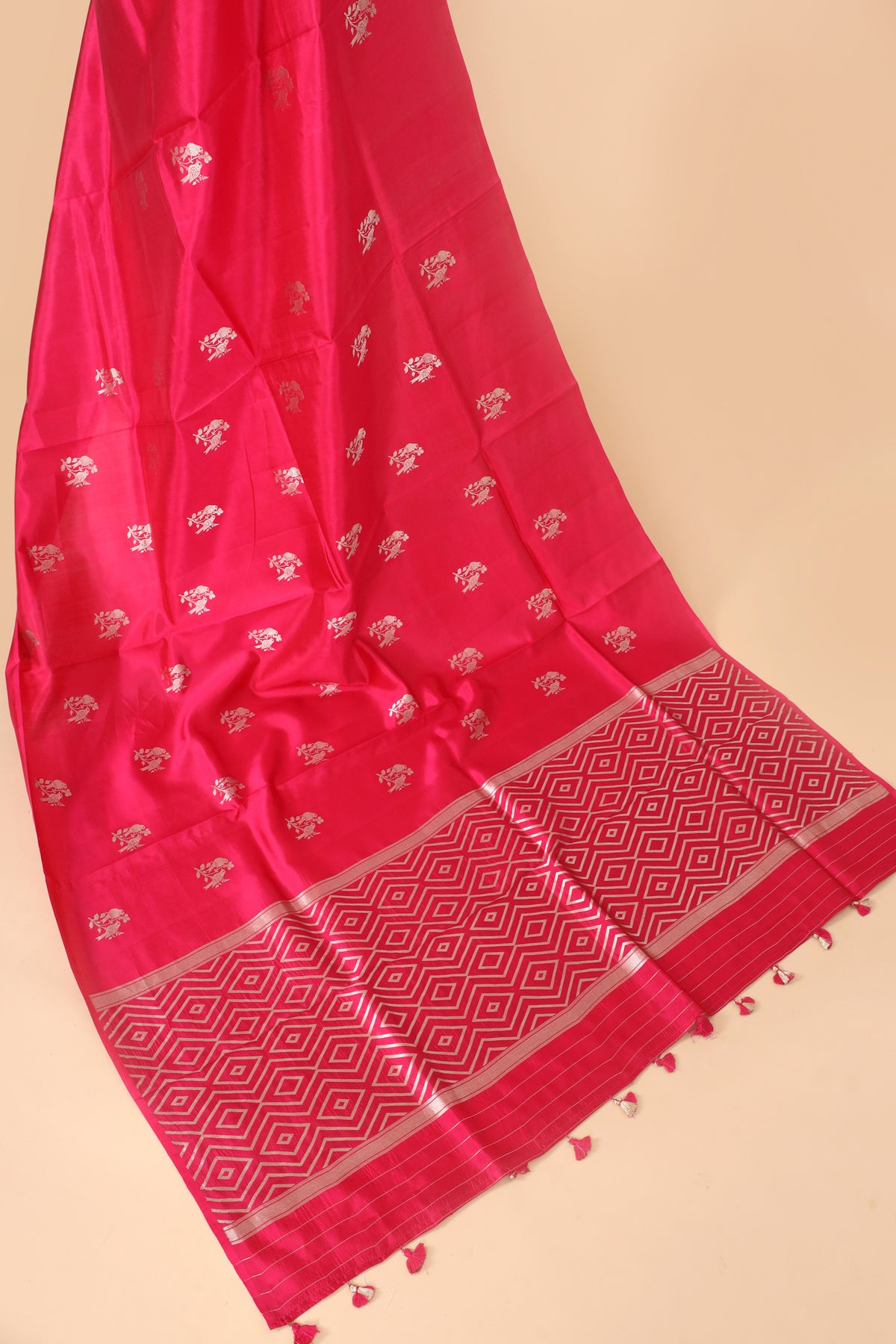 Bright Pink Handwoven Pure Banarasi Soft Silk Saree