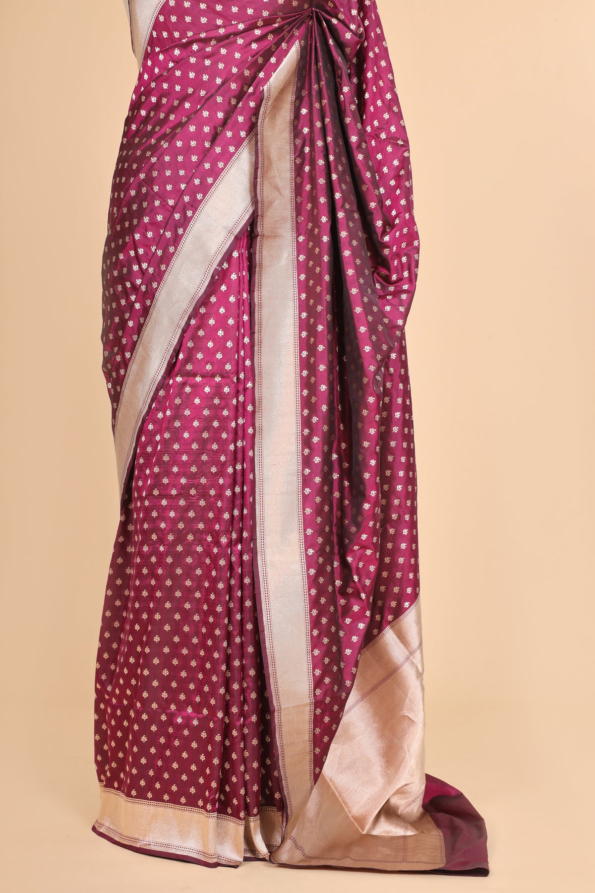 Magenta Purple Pure Banarasi Katan Silk Saree Allover Floral Booti