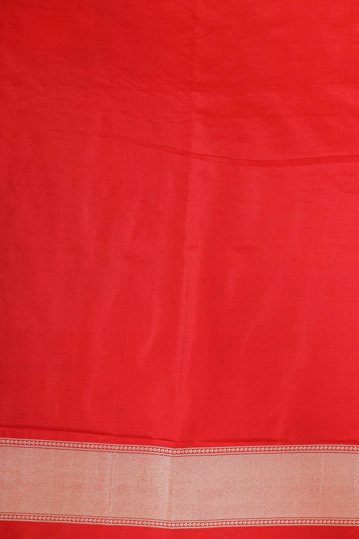 Red Pure Banarasi Katan Silk Saree Allover Floral Booti
