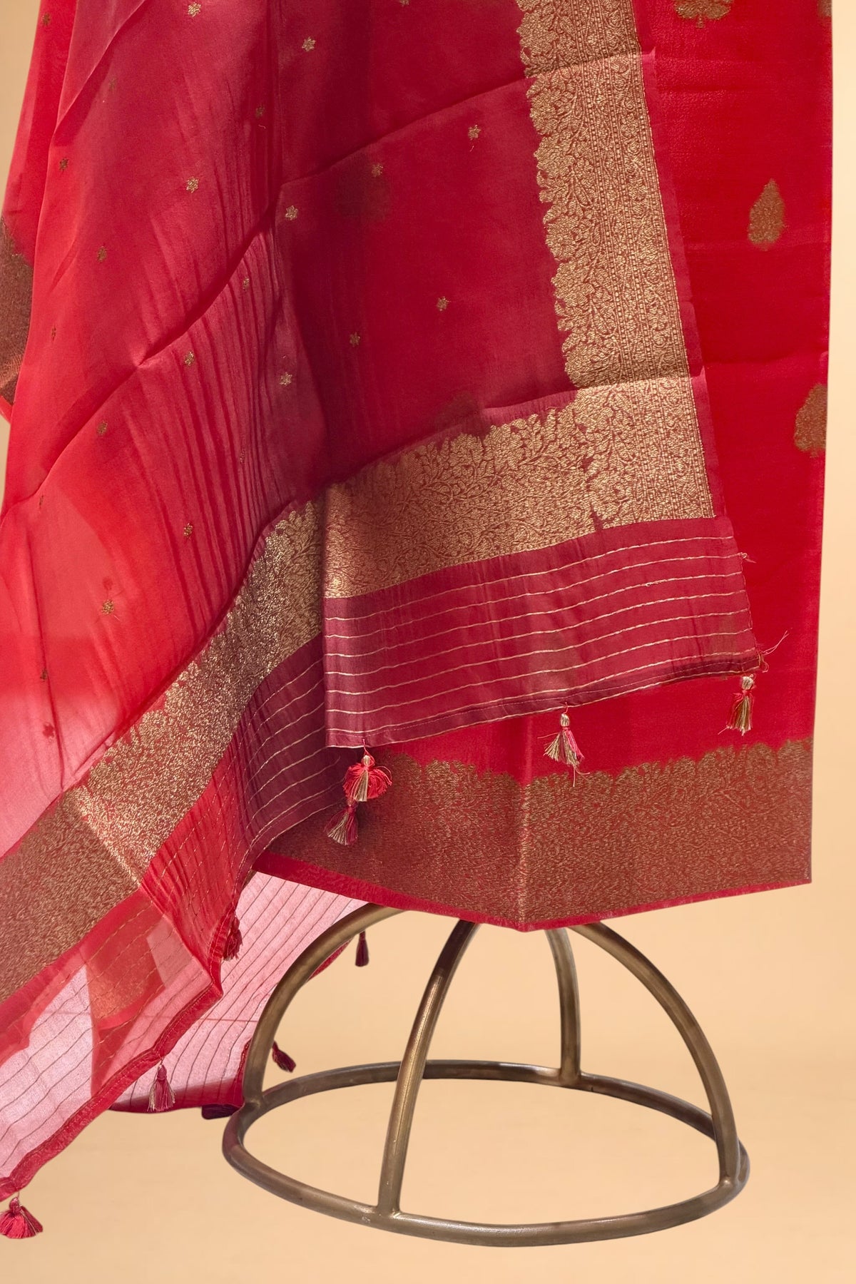 Red Tusser Antique Zari Suit Set With Ombré Dye Organza Dupatta
